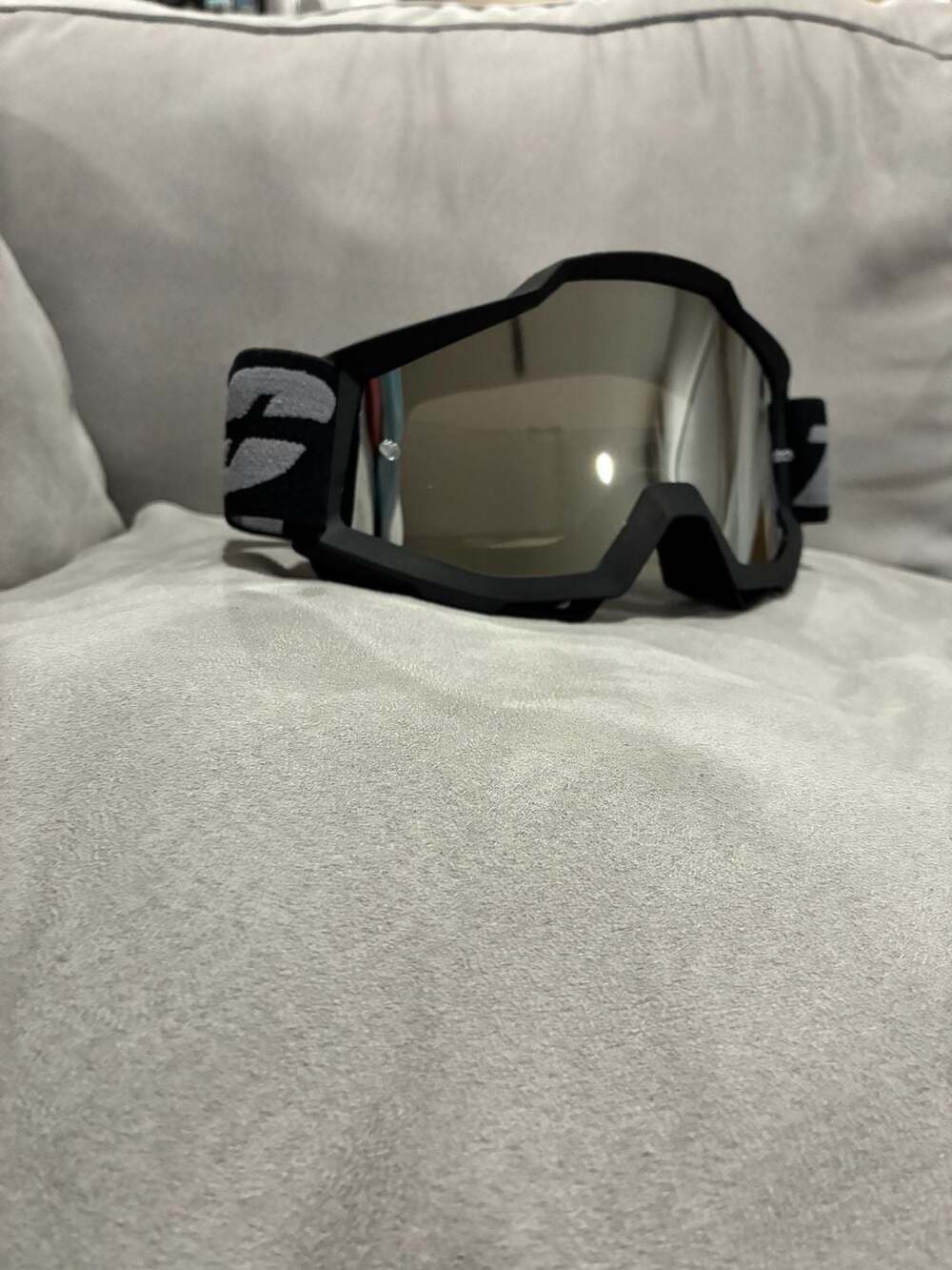 100% Gen1 Accuri ATV Goggles Superstition Black with Dark Smoke Lens - – ,